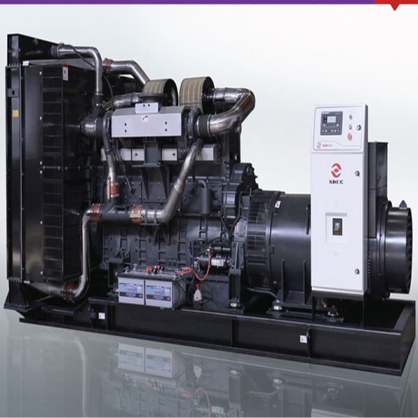 800KW SC系列陸用發(fā)電機(jī)組